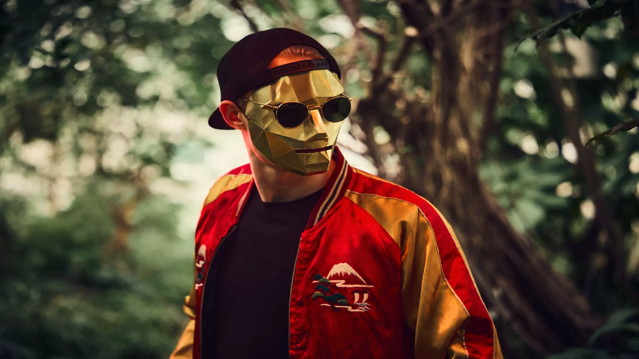 Satin Jackets (DE)