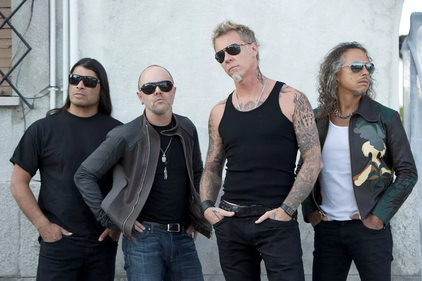 Metallica overtager gymnastiksal under indspilningen af ny video