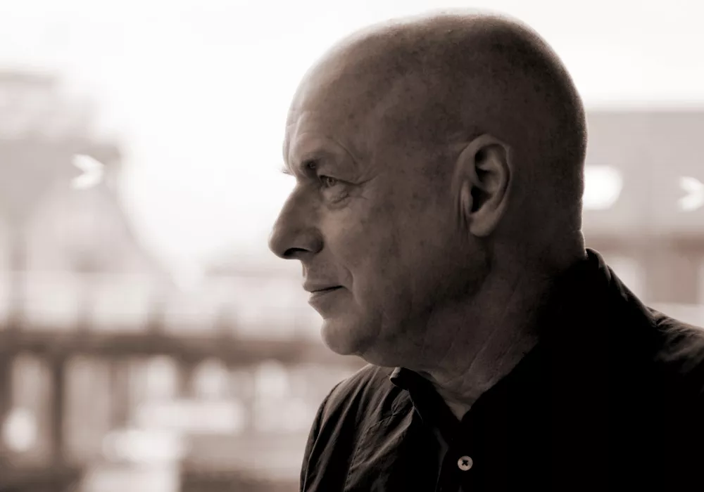 Brian Eno utgir nytt ambient-album
