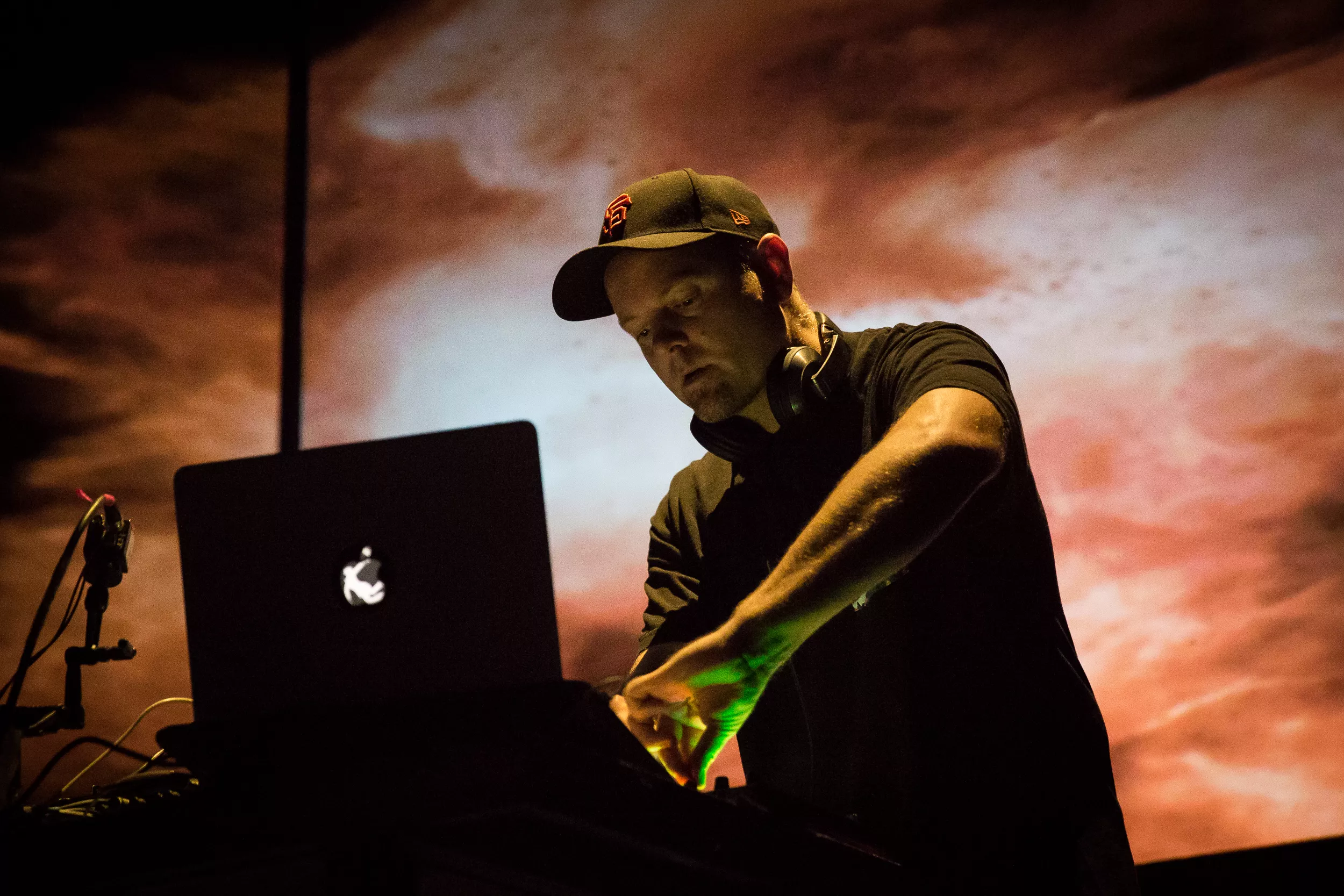 Kägelbanan, Stockholm - DJ Shadow