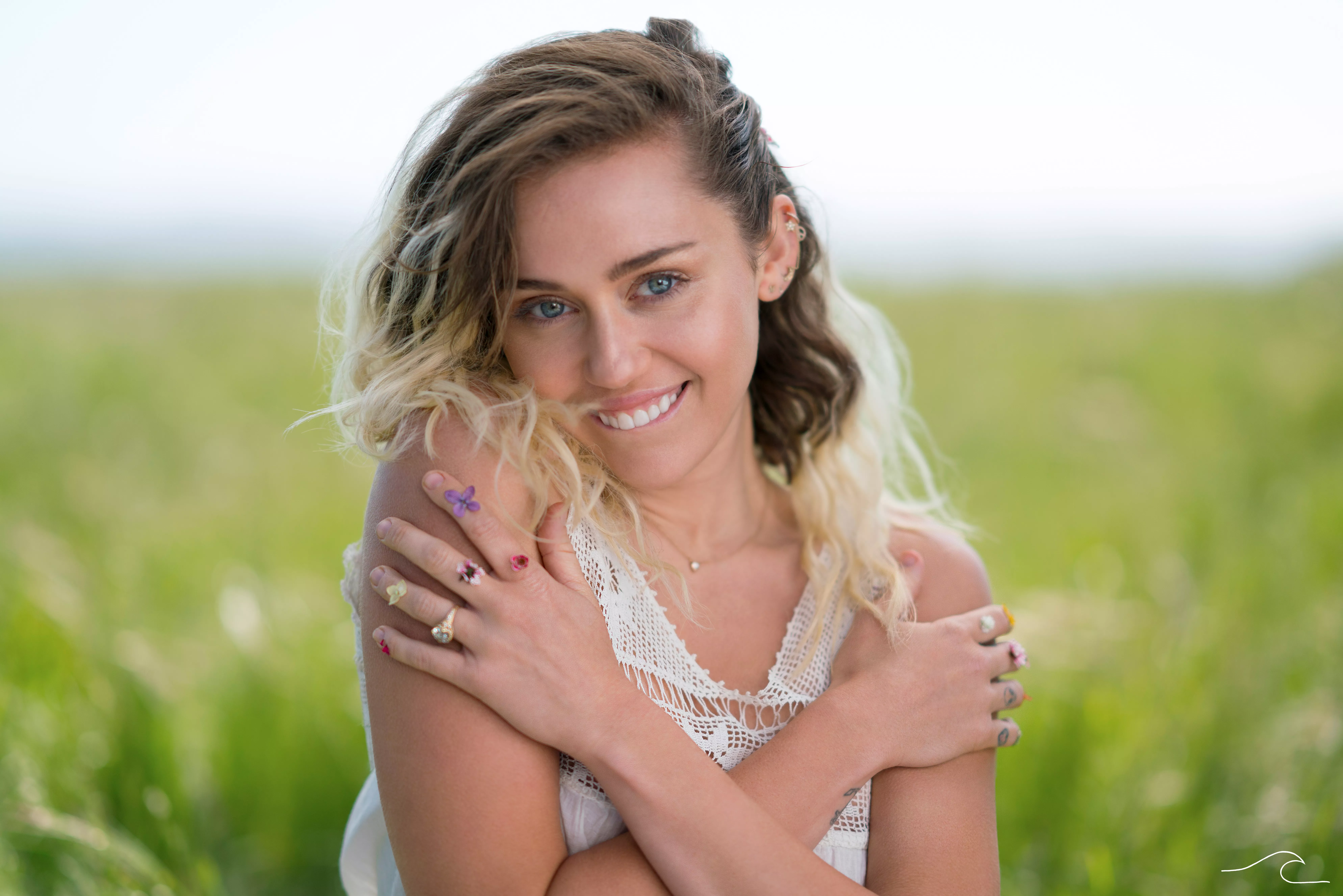 Miley Cyrus slår tilbake mot «frekke» graviditetsrykter