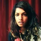 M.I.A. udsætter album