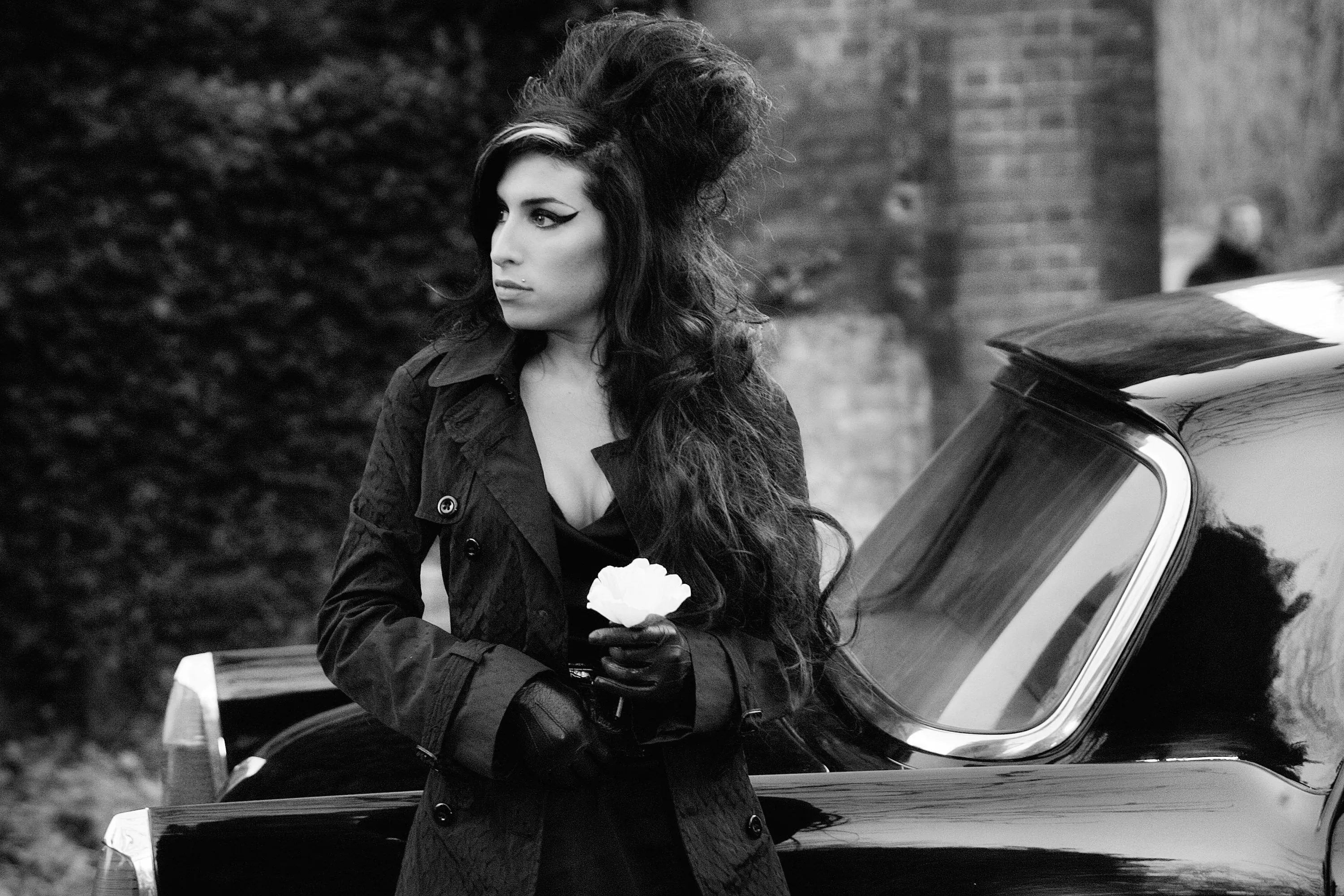 Amy Winehouse slår pladesalgsrekord