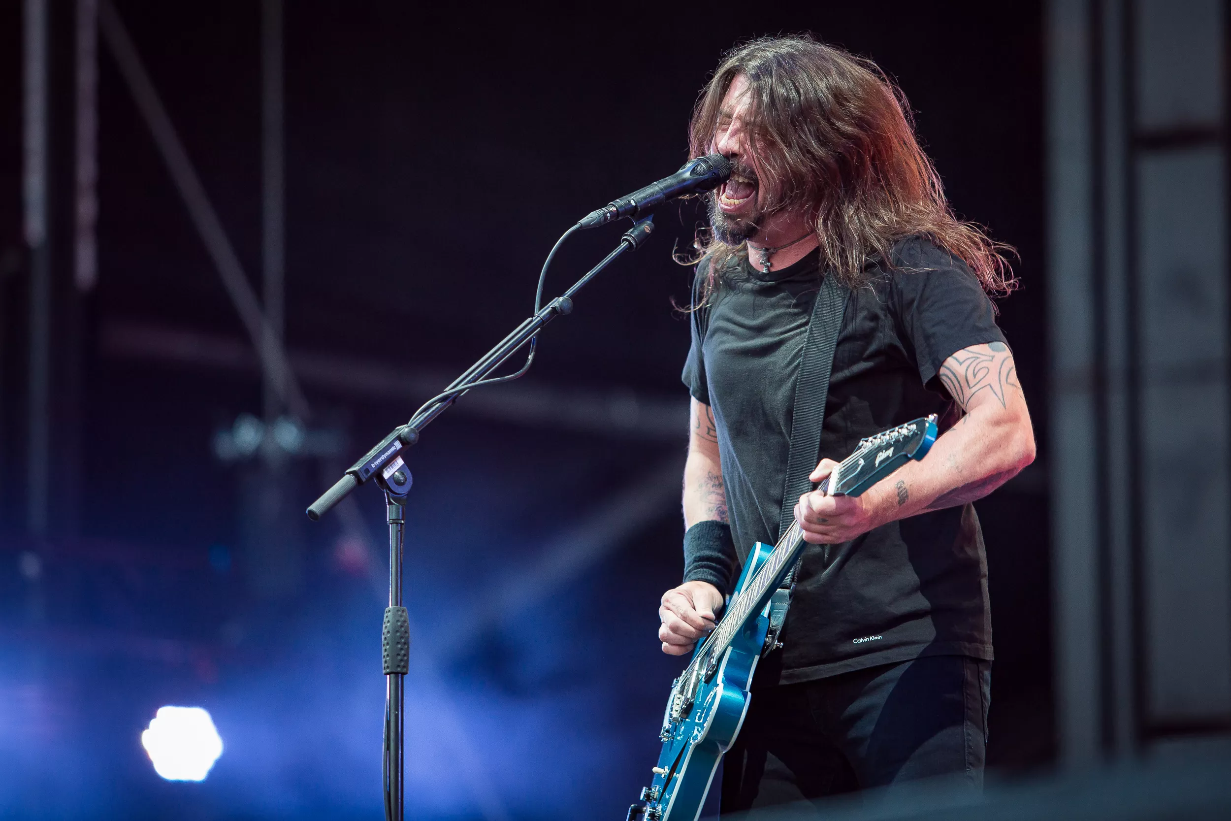 VIDEO: Foo Fighters fremfører cover af "Molly's Lips" med Krist Novoselic 