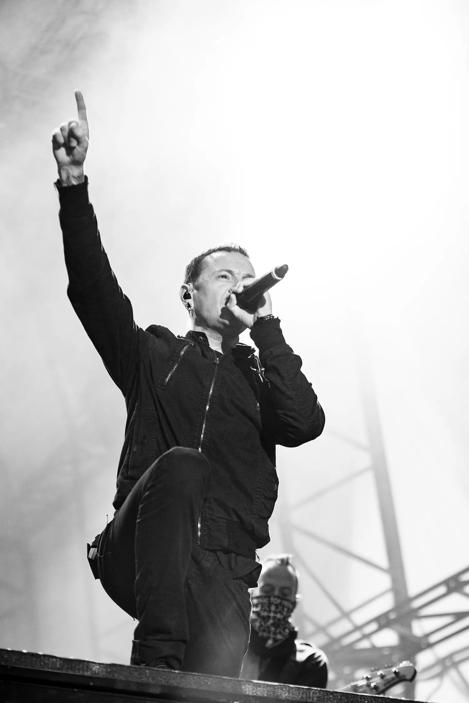 Linkin Park dedikerer nyt livealbum til Chester Bennington
