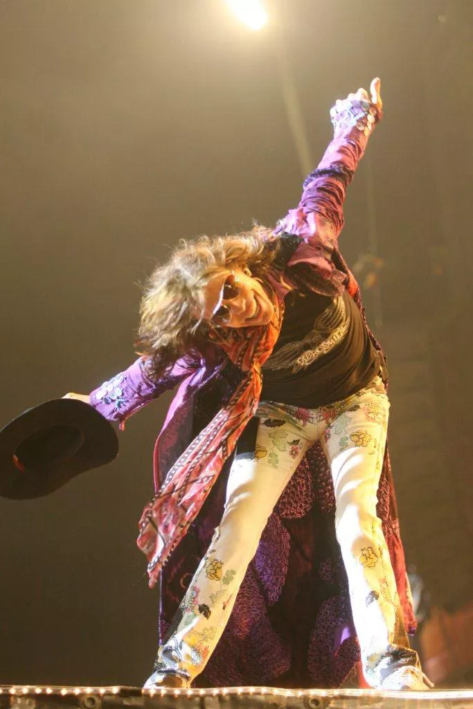 Aerosmith får besøg af Julian Lennon og Johnny Depp