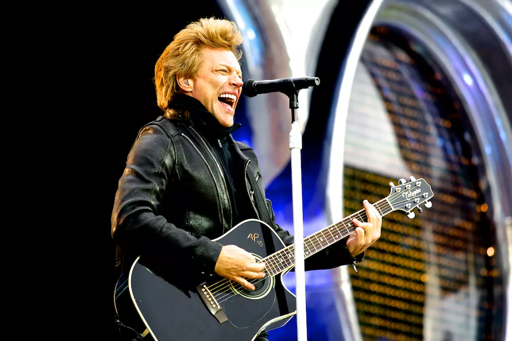 Bon Jovi reutgir klassisk album