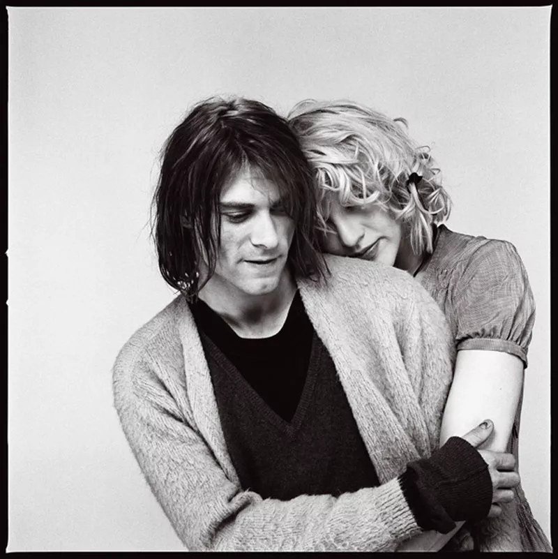 Kurt Cobain hedras med staty