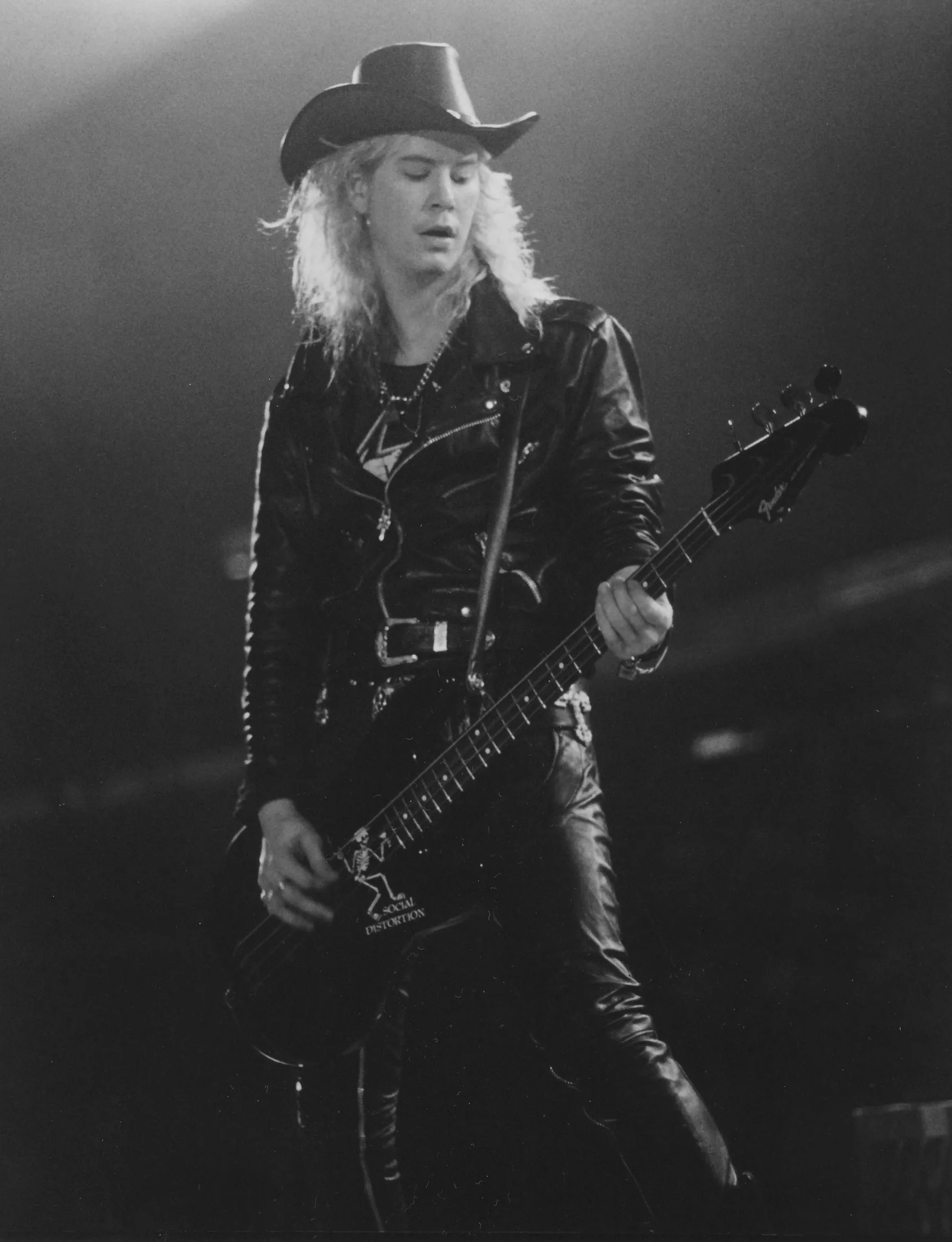 Duff McKagan på scenen med Guns N' Roses i halvfemserne. Foto: Gene Kirkland