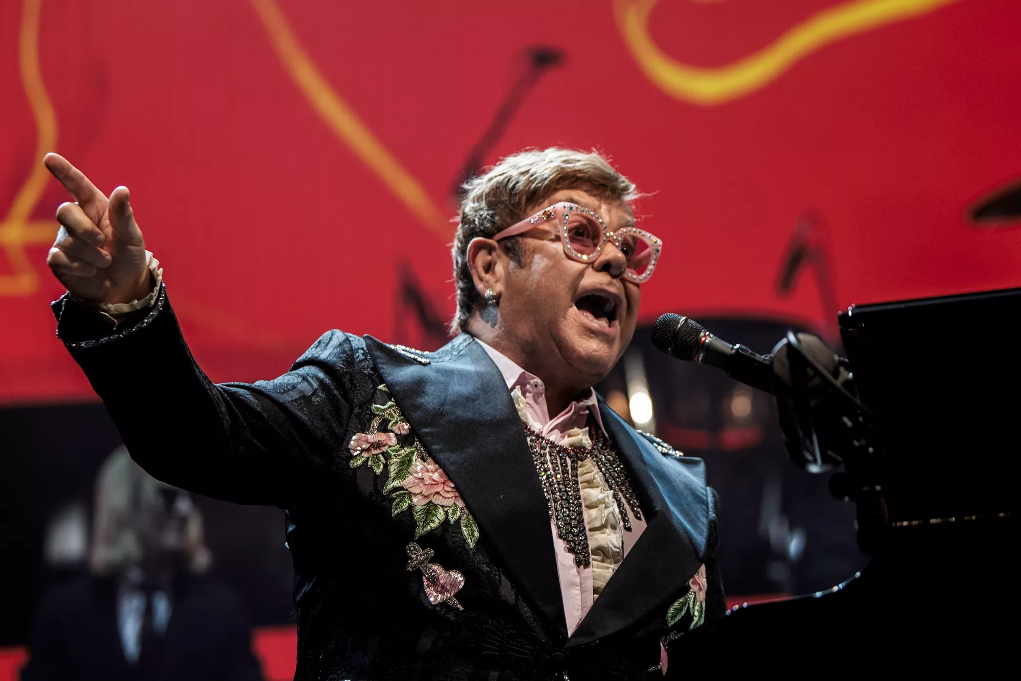 Elton John æres på frimærker