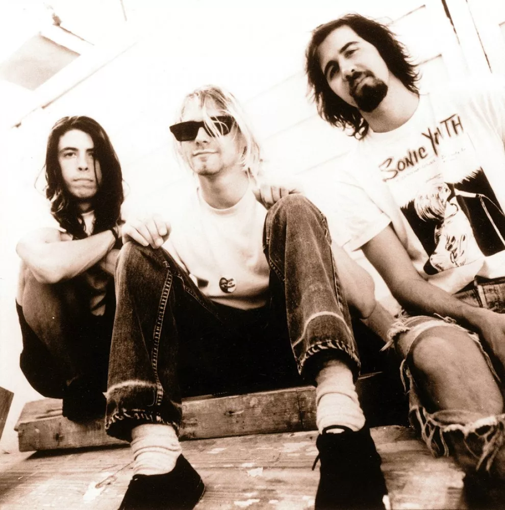 Se Nirvana-medlemmer spille med Dave Grohls datter, St. Vincent og Beck