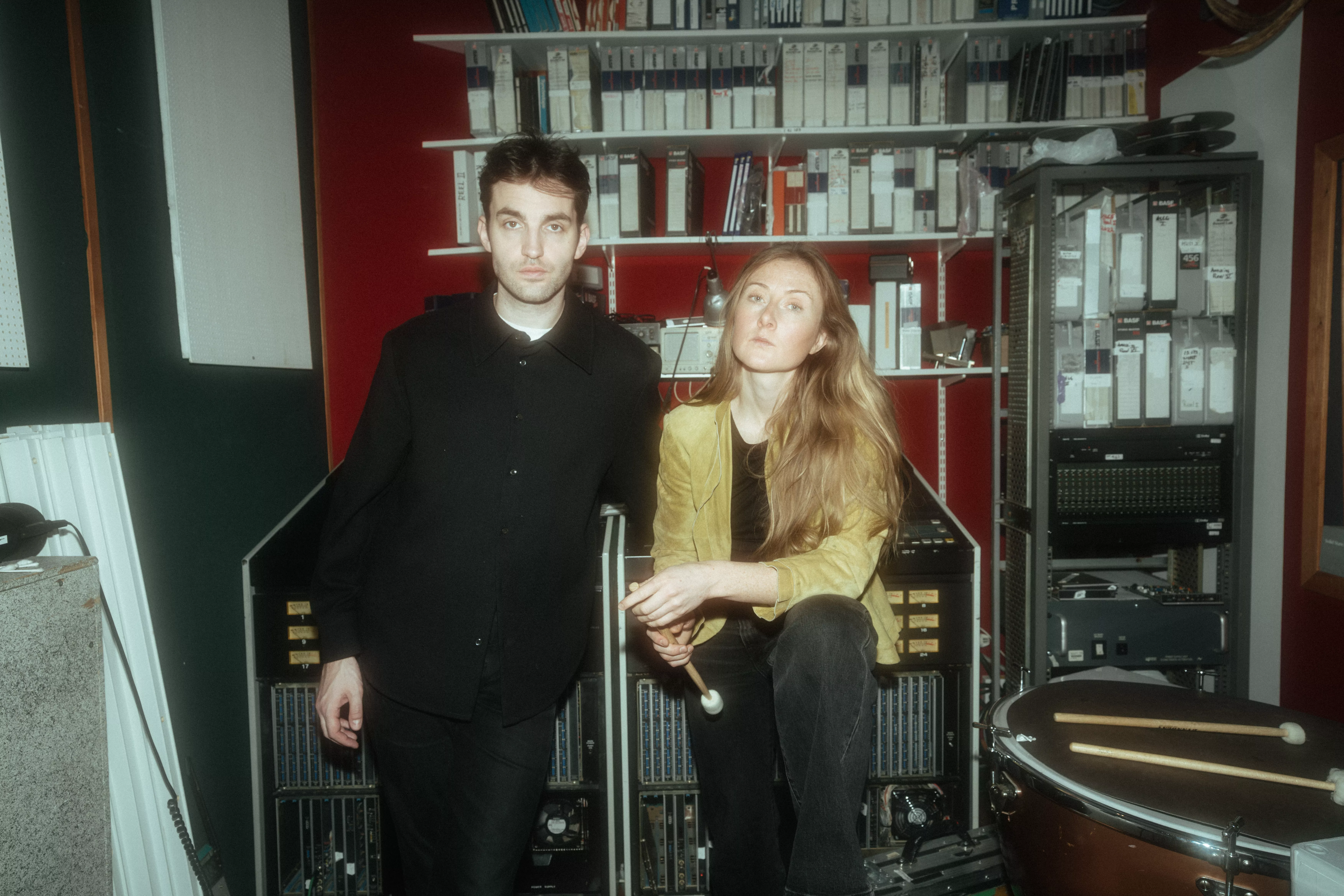 Den svenska duon Dolce är aktuella med ny musik.