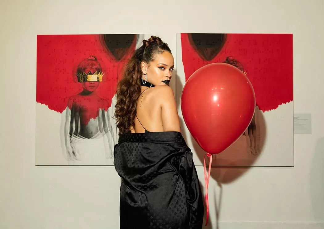 Rihanna på väg med ny och "helt annorlunda" musik