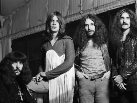 Black Sabbath gendannes