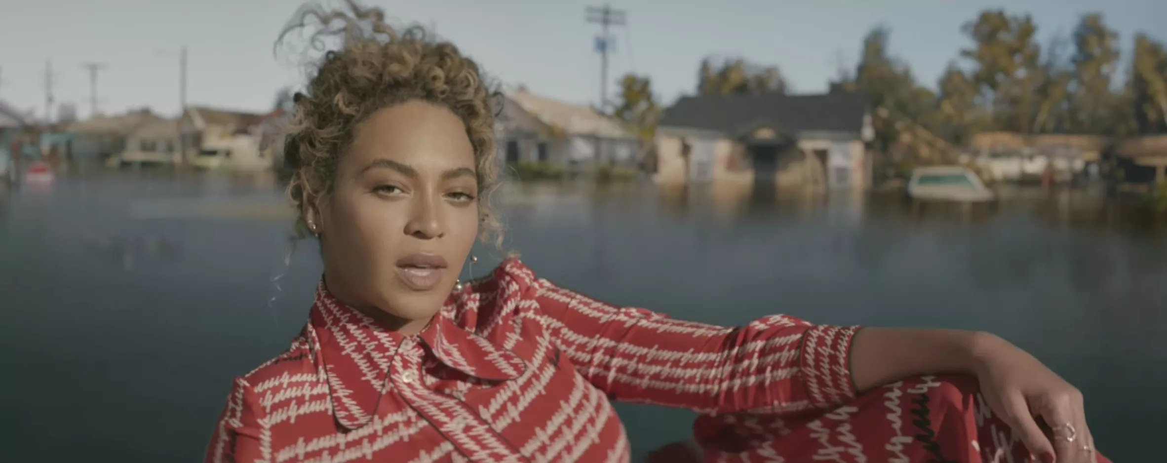 Video: Beyoncé opfordrer fans til at hjælpe ofrene for orkanen “Harvey”