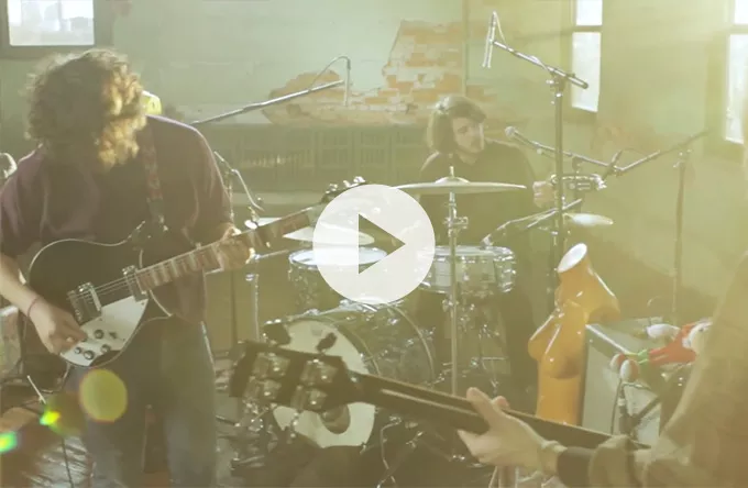 Se ny video med fremadstormende The Districts