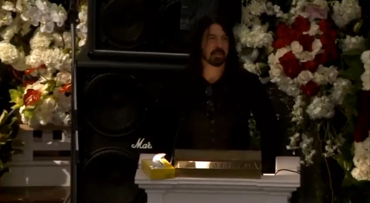 Video: Lemmy Kilmister stedt til hvile