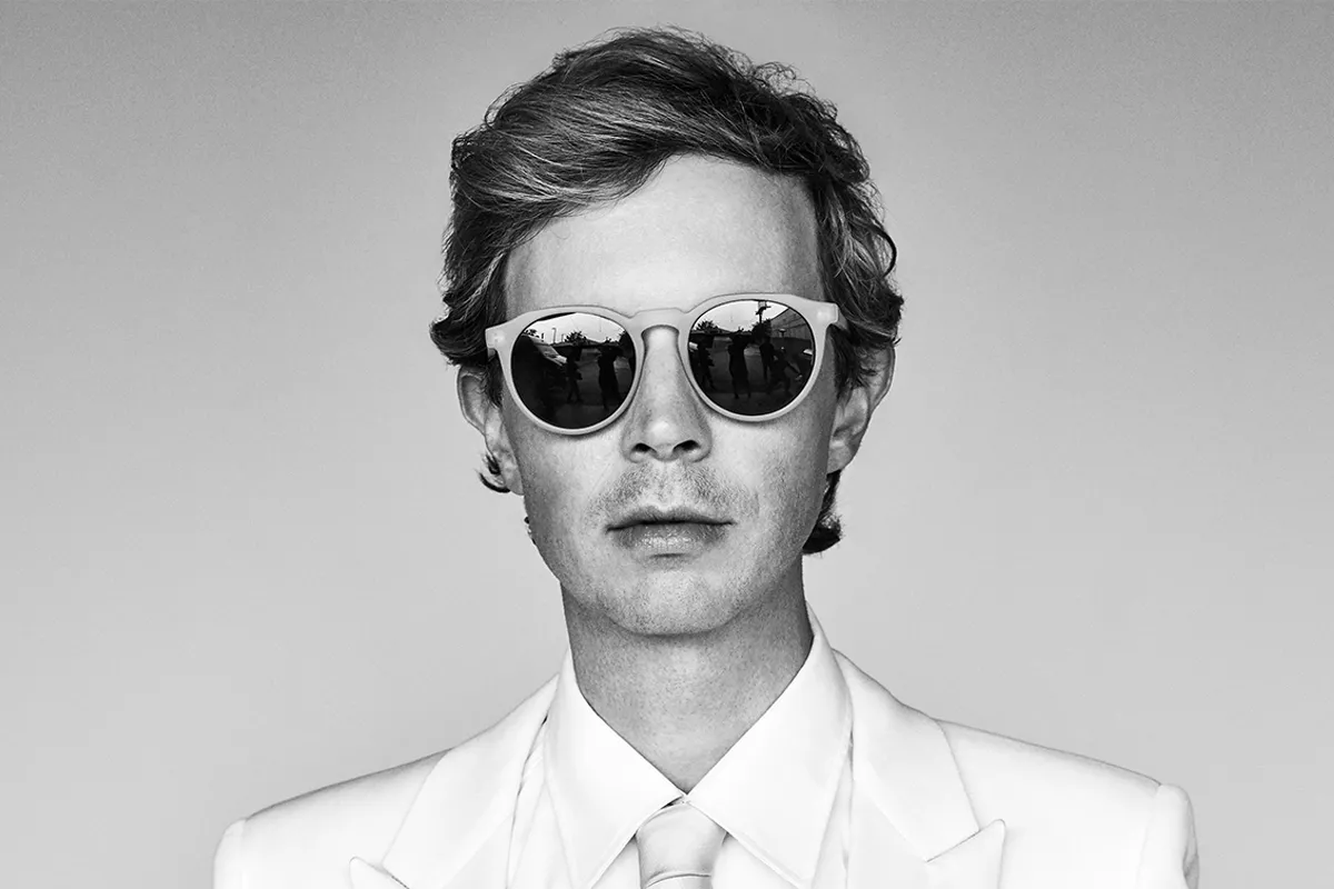 Beck annoncerer nyt album – hør to smagsprøver