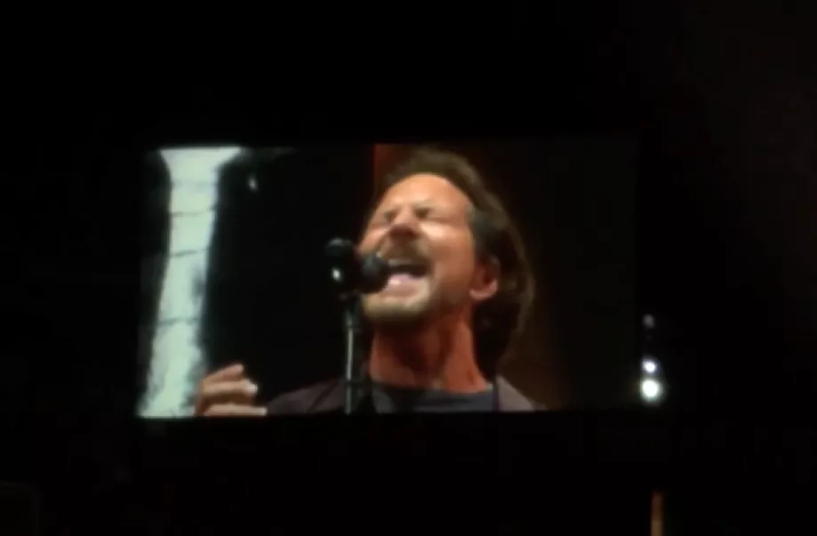 Video: Eddie Vedder synger med Sting og Peter Gabriel