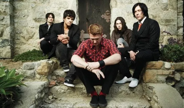 Queens of the Stone Age till Sverige