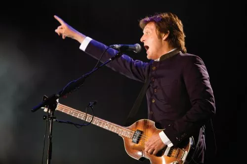 Paul McCartney i topform i Hamburg