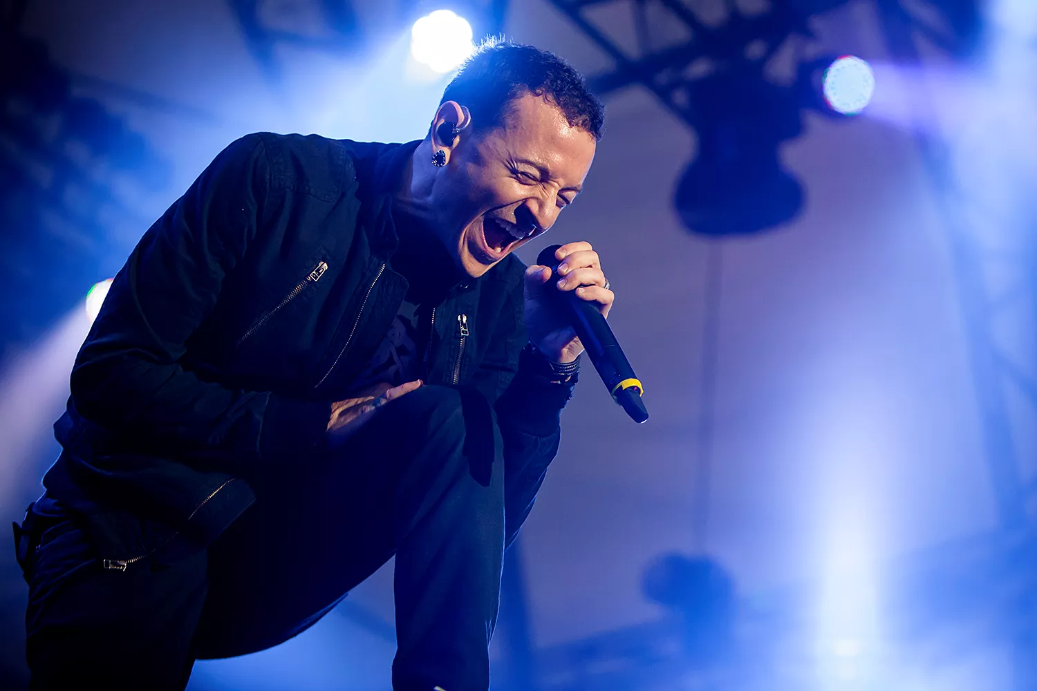 Linkin Park slår David Bowies amerikanske hitlisterekord efter Chester Benningtons død