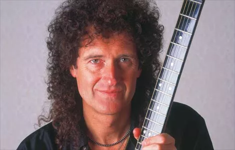 Brian May medvirker i We Will Rock You