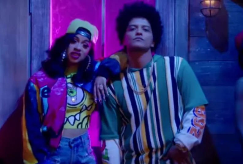 Farverig og funky Grammy-optræden af Bruno Mars og Cardi B