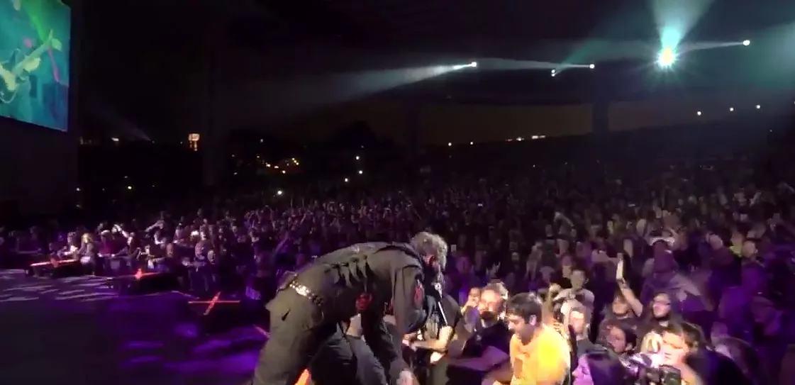 Videoklip: Mobiltelefon lider overlast til Slipknot-koncert
