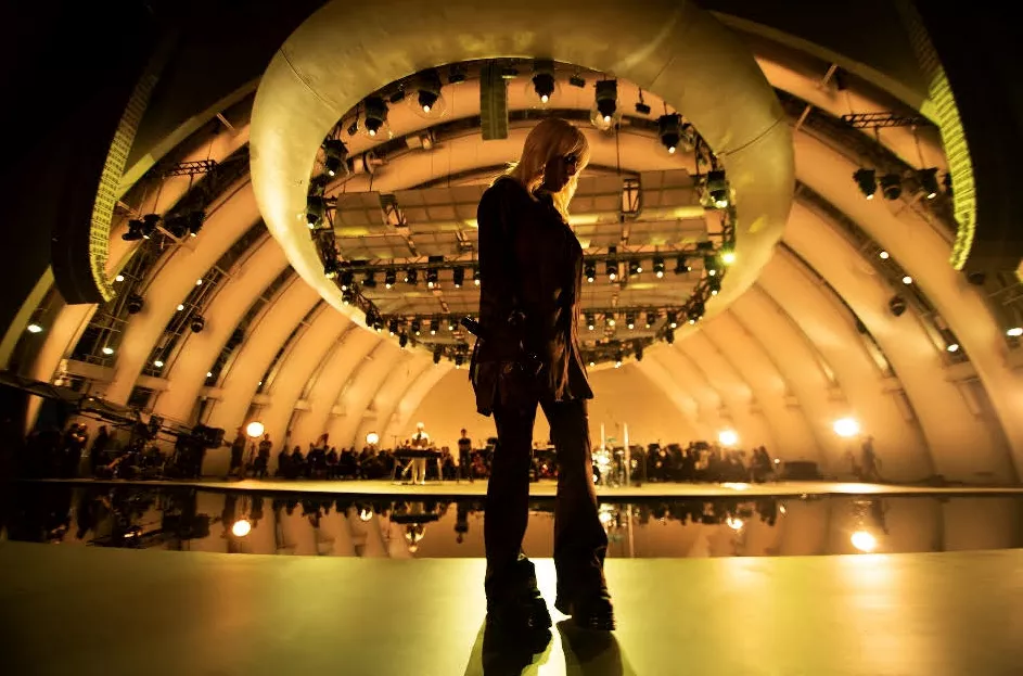 Se traileren til Billie Eilish’ kommende koncertfilm fra Hollywood Bowl