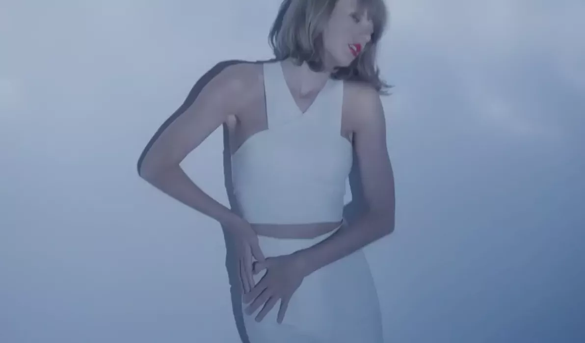 Taylor Swift köper porrdomäner