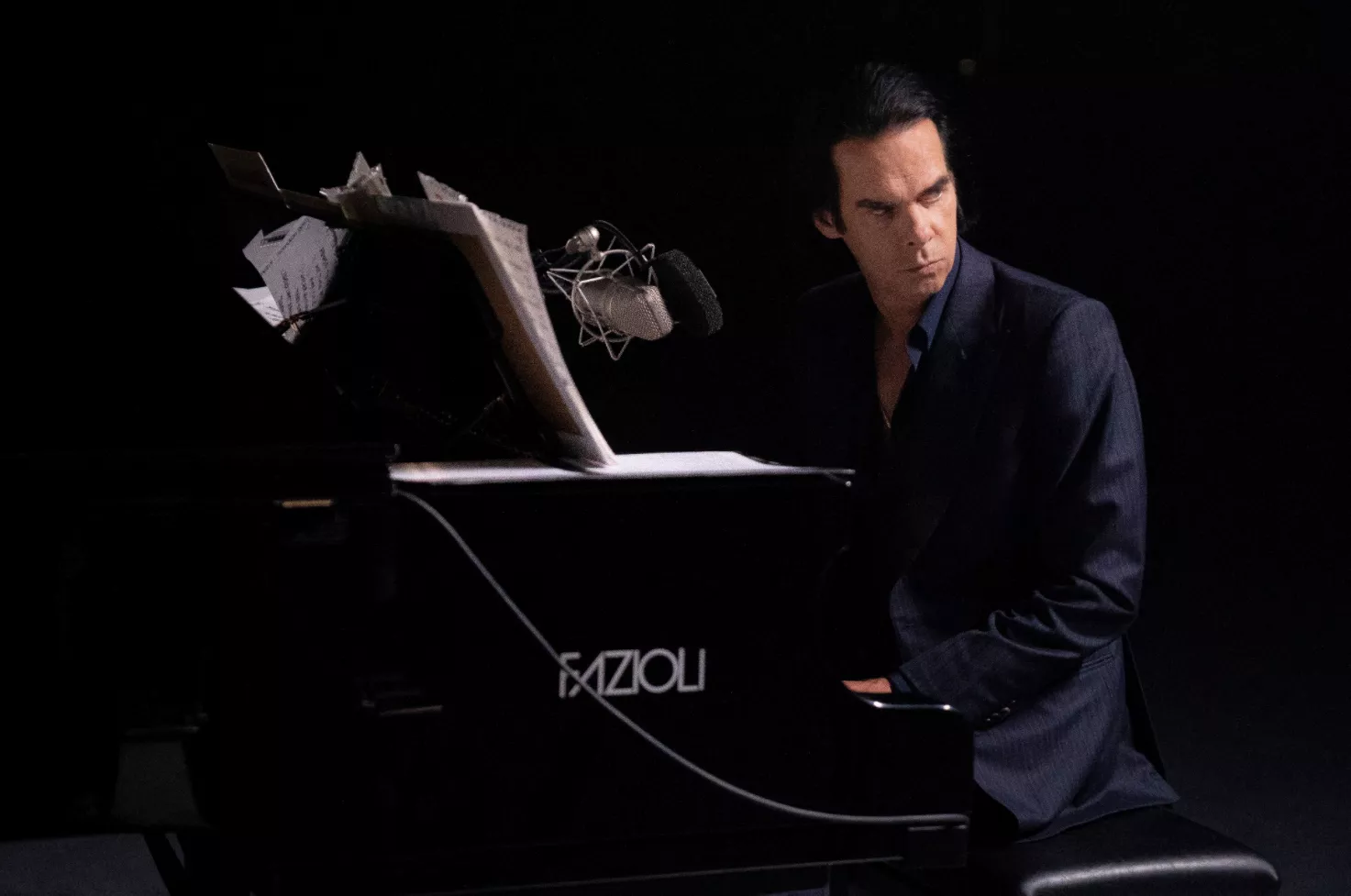 VIDEO: Nick Cave spiller ny sang som forløber for koncertfilm