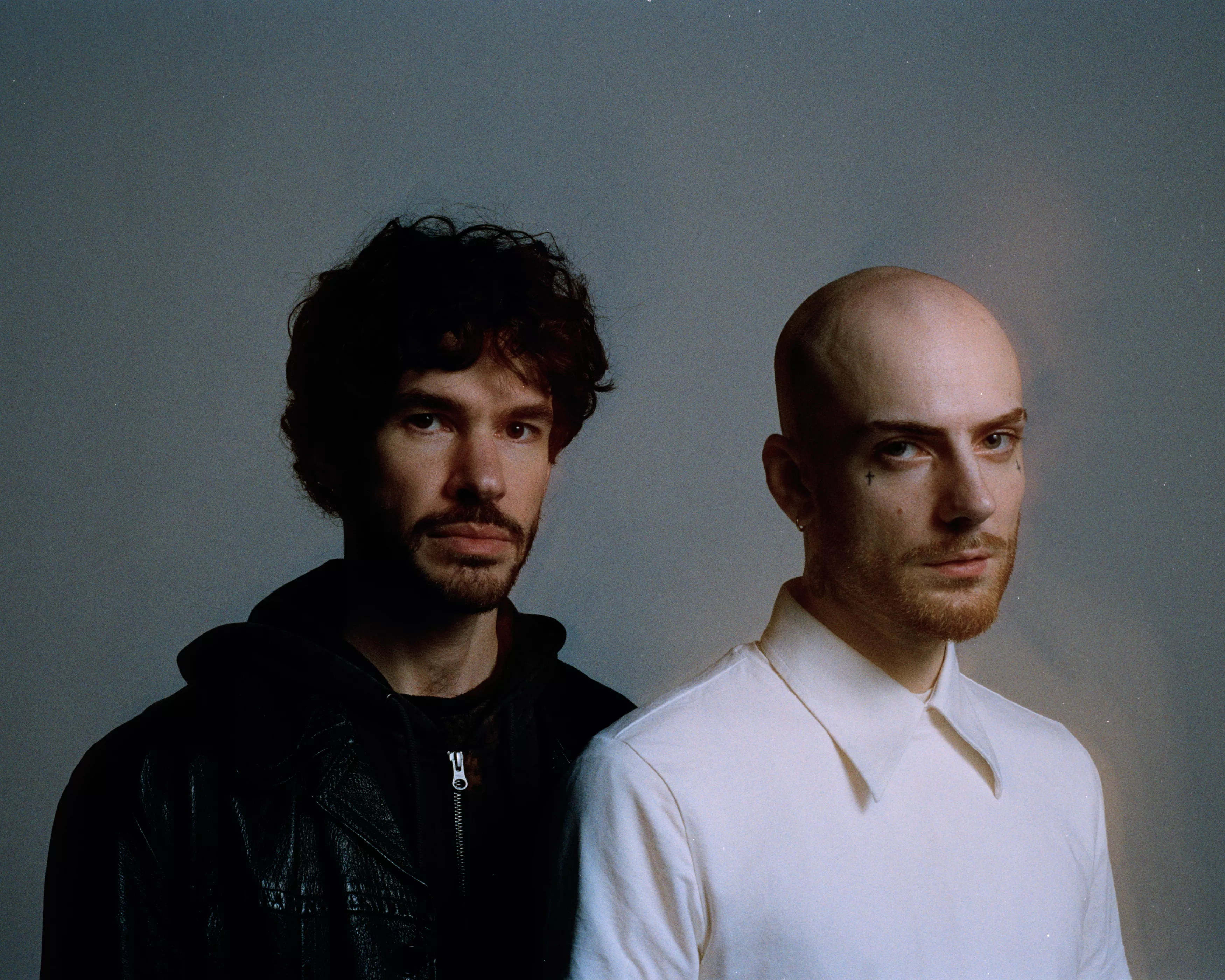 ABY iO och boerd är aktuella med den nya singeln "Lighthouse".