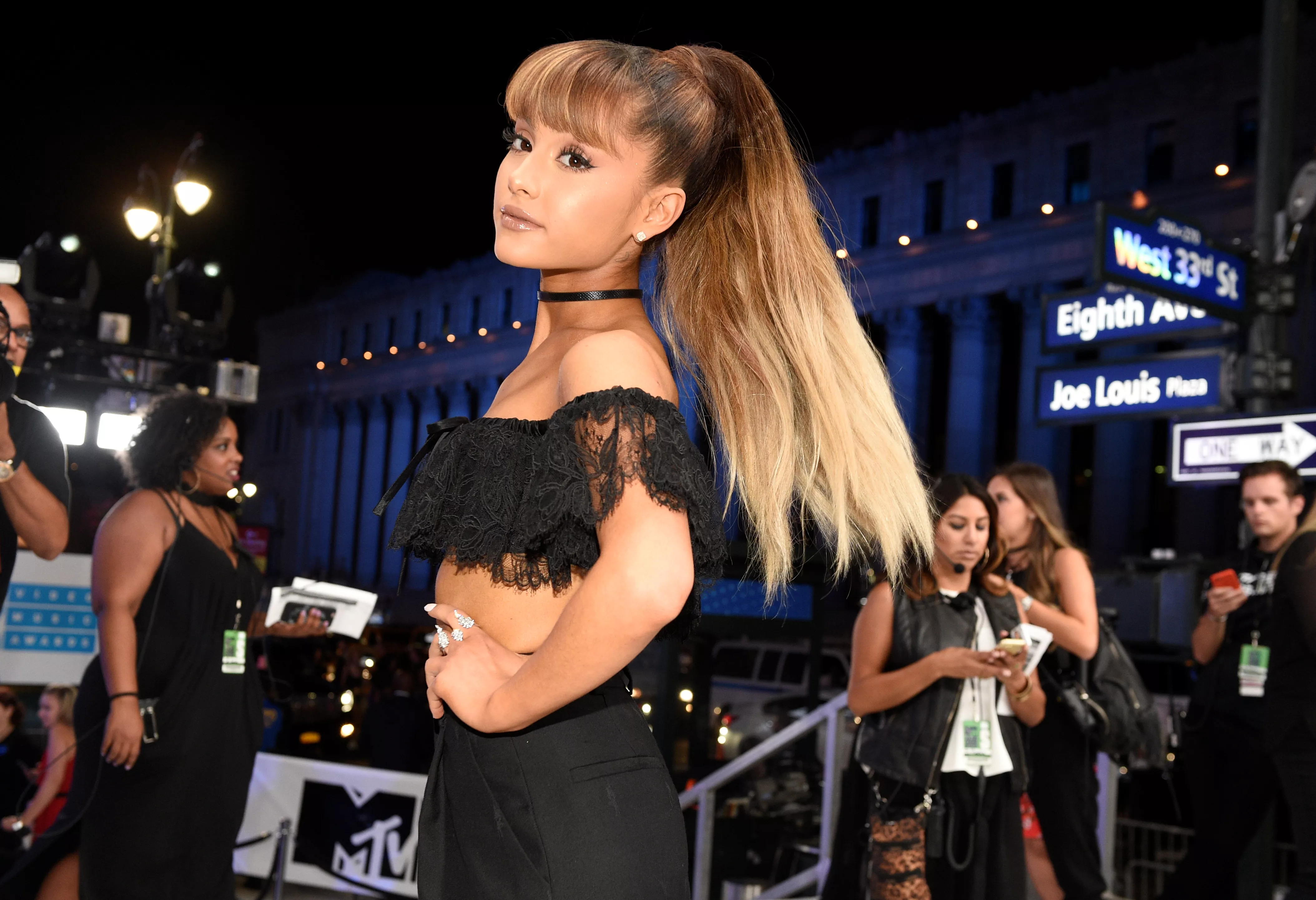 Ariana Grande har publisert innlegg om Mac Miller