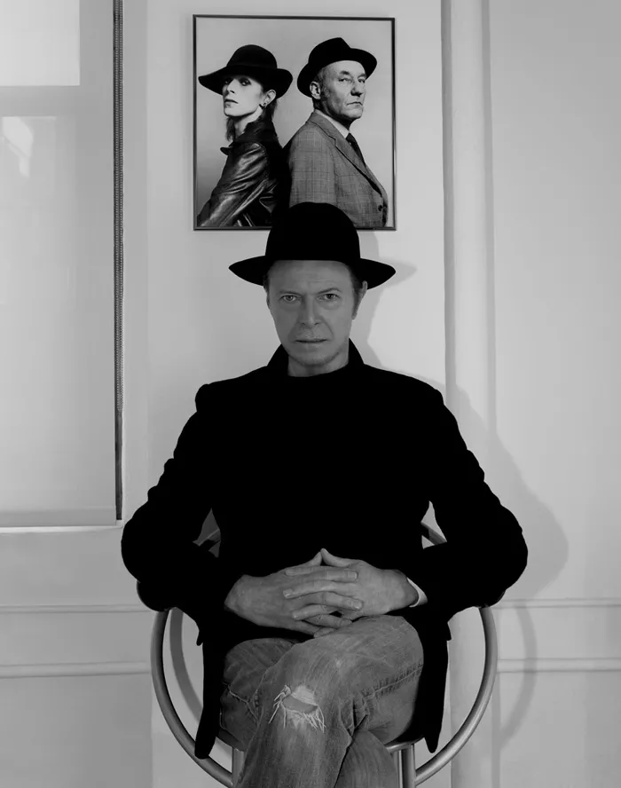 Se videoen til Bowies nye single