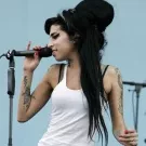 Amy Winehouse optræder via satellit til Grammy Awards
