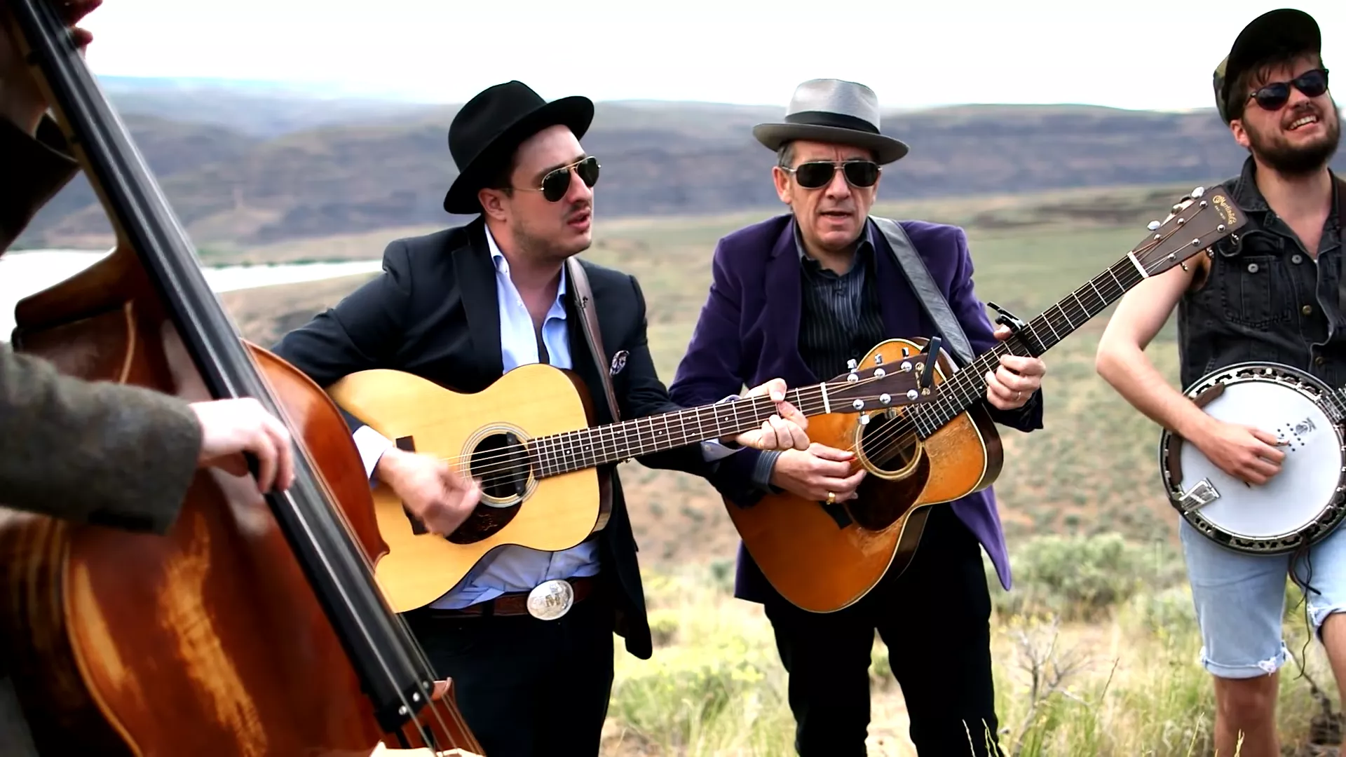 Video-flashback: Mumford og Costello fortolker Springsteen