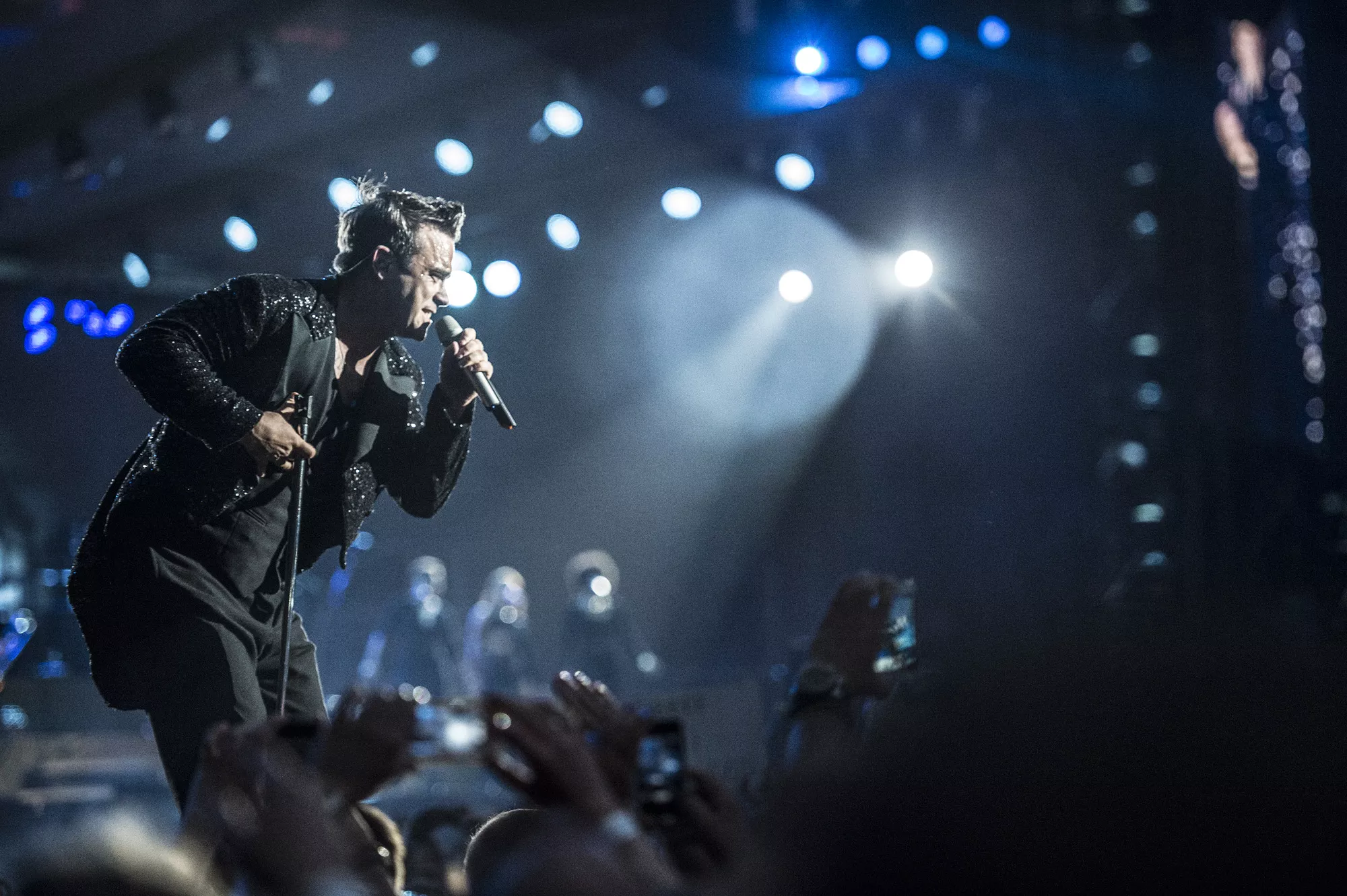Ifølge Viborg Folkeblad nævner arrangørerne blandt andet Robbie Williams som en artist, der vil passe godt til festivalens målgruppe