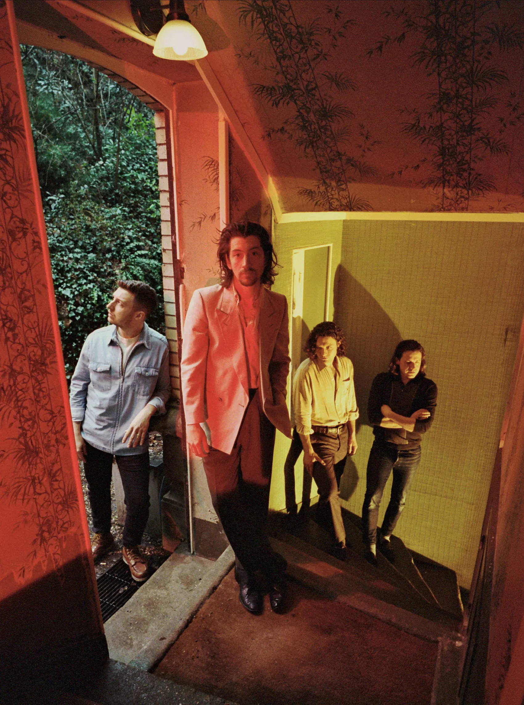 Arctic Monkeys svarar på fansens krav: "galenskap"
