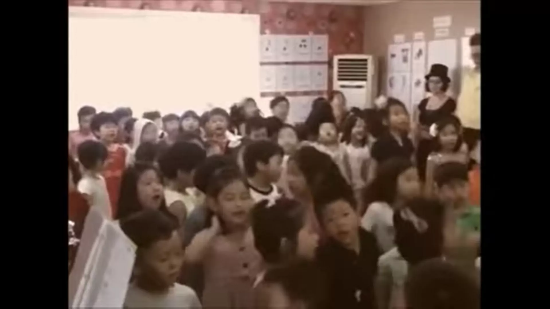 När koreanska barn fick lära sig att sjunga punk – som en del i undervisningen