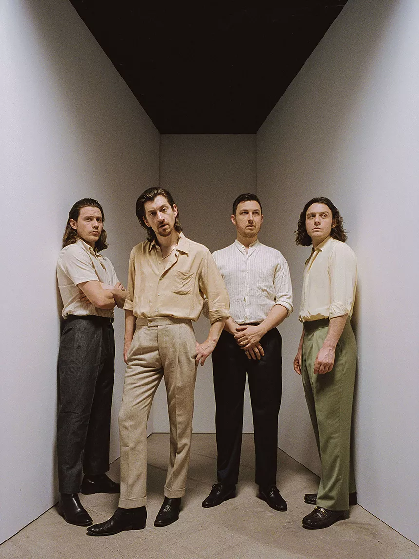 Arctic Monkeys i elektronisk drakt