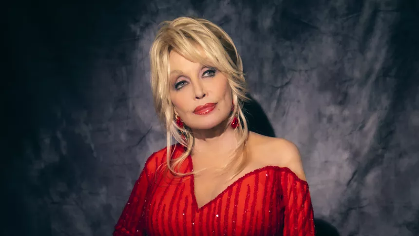 Danske stjerner hylder Dolly Parton ved stor koncert