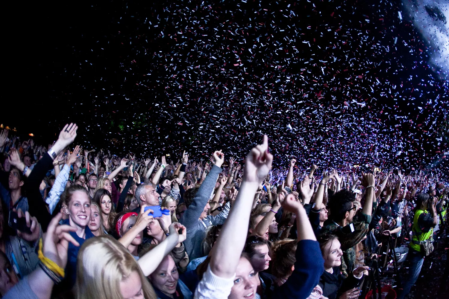 Summerburst med två nya akter