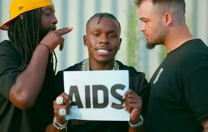 DaBaby kritiseret af Elton John og Dua Lipa for homofobi – undskylder i ny musikvideo