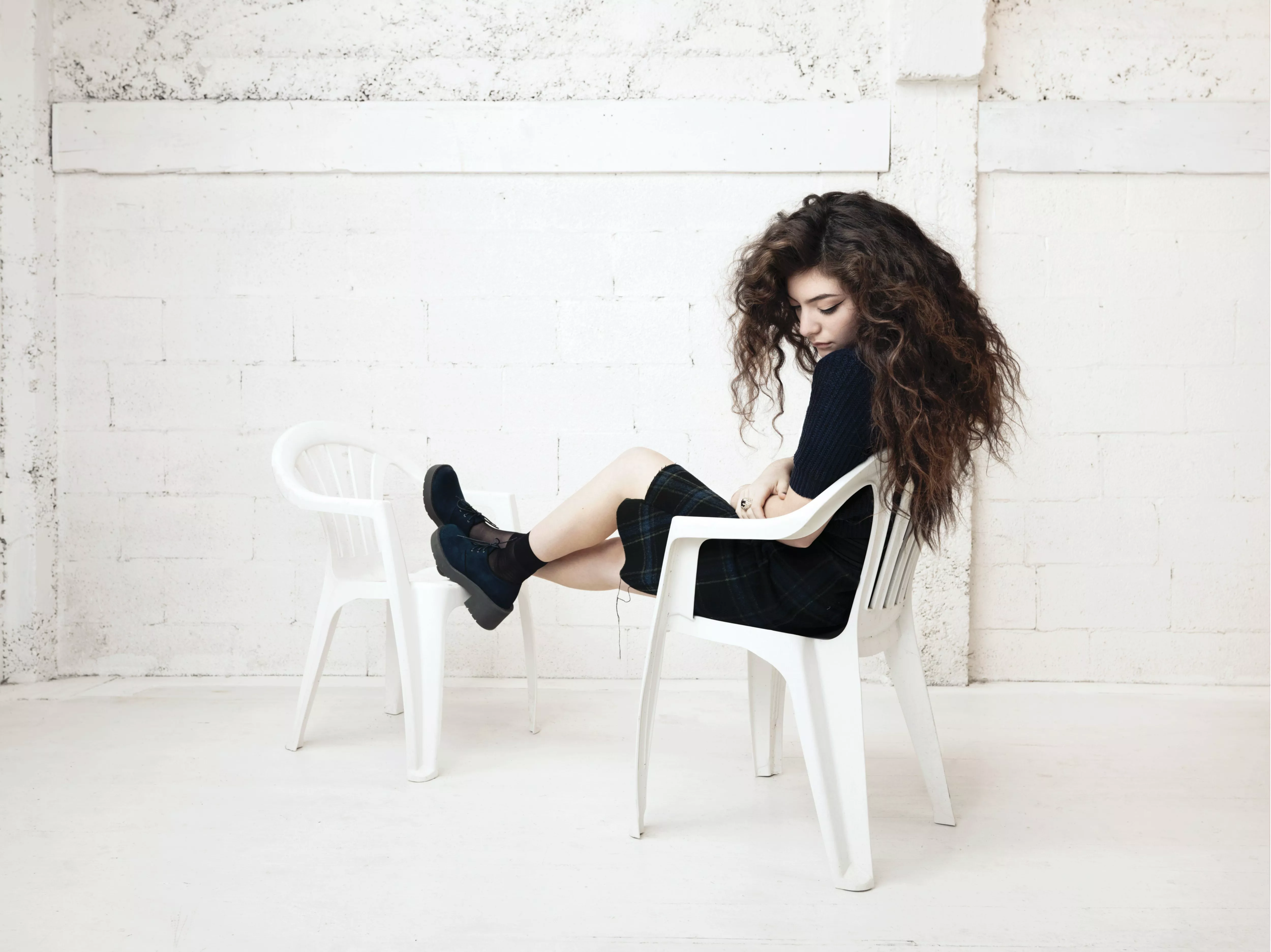 Spilleliste: Lorde deler sine utvalgte favorittlåter