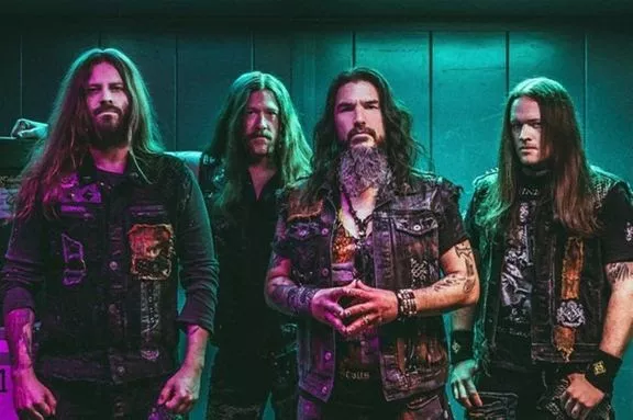 Machine Head og Amon Amarth giver dansk koncert 
