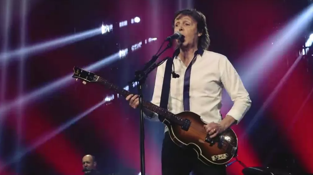 Video: Paul McCartney hylder Prince i Minneapolis