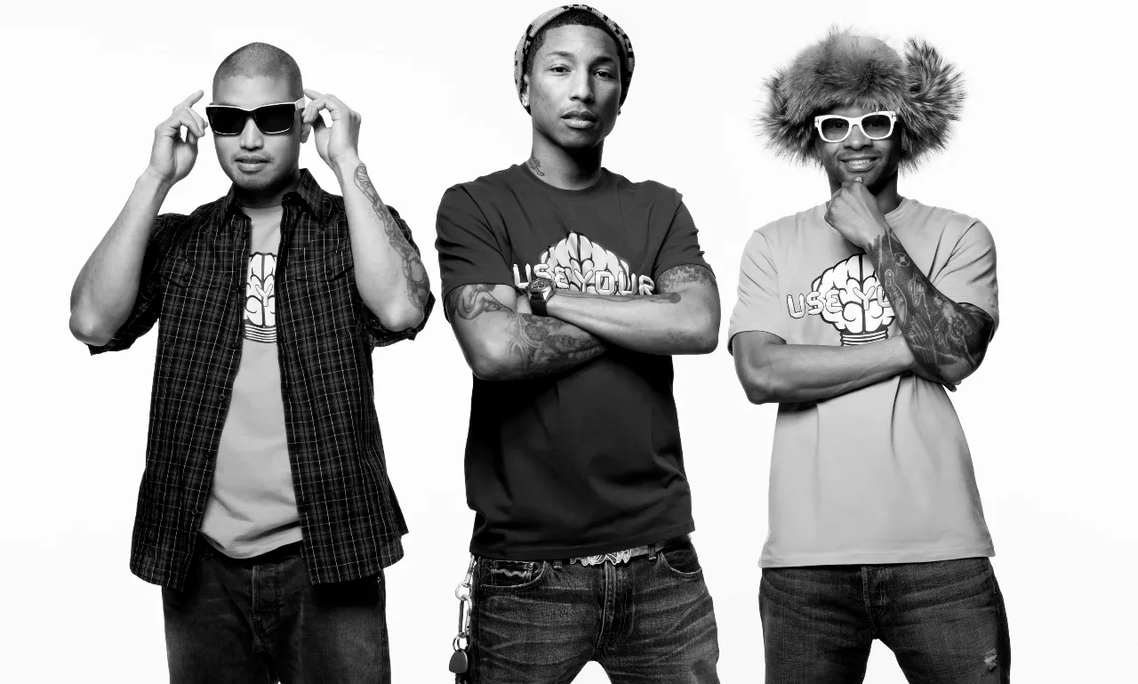 Pharrell-skuta flyter videre på N.E.R.Ds første utgivelse på syv år