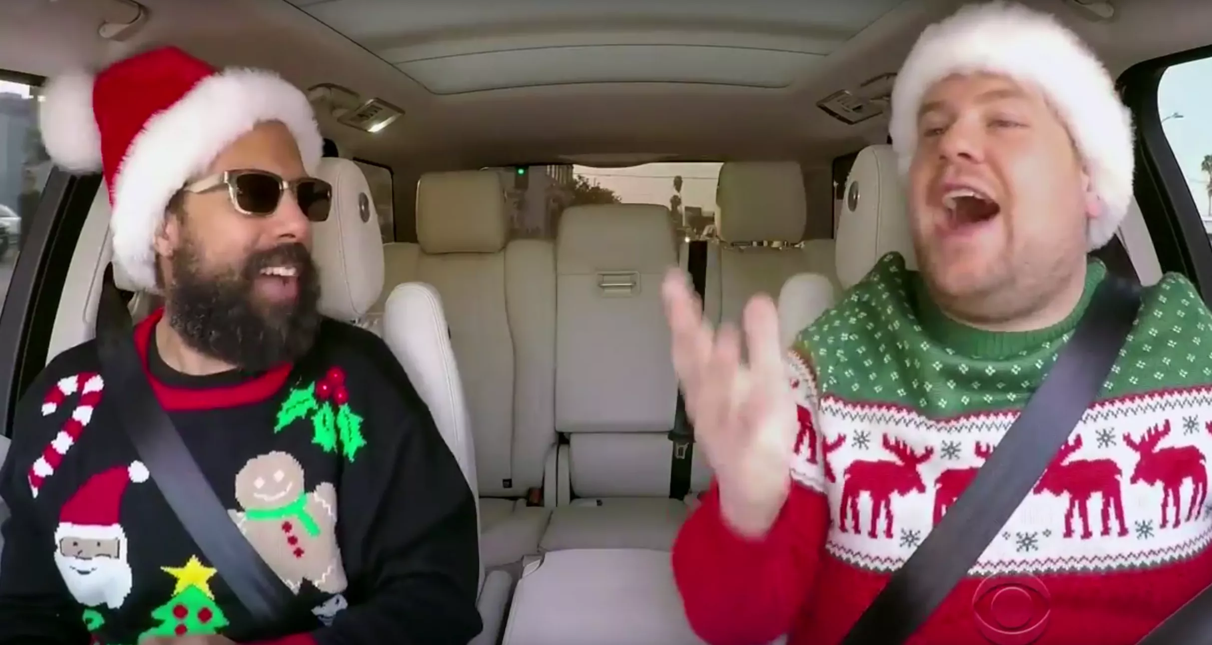 Carpool Karaoke: Årets gæster synger julen ind med "Santa Claus is Coming to Town"