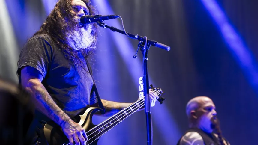 Band-kollega og fans raser mod Slayer-frontmand